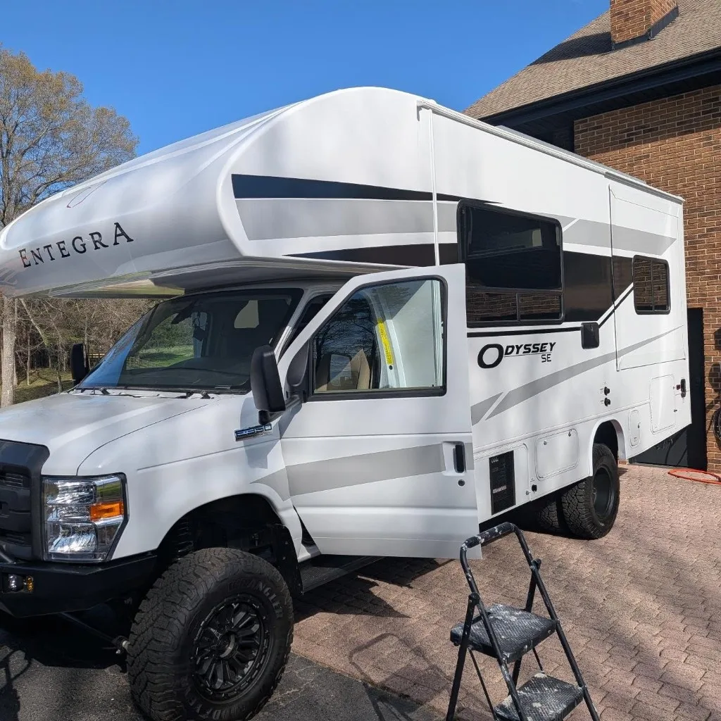 RV windshield — mobile install